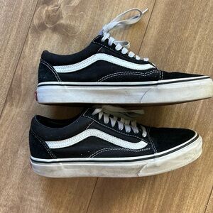 Vans Old Skool Retro Low Tops Casual Skate Shoes black Size 7 men and 8.5 women